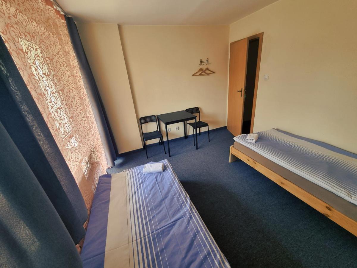 Hostel Wilanow House Warschau Exterior foto